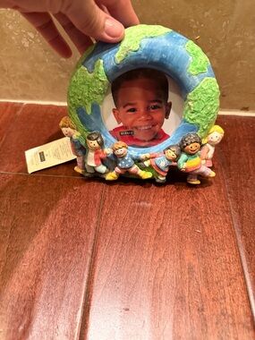 Vintage 1994 Picture Frame World Globe Children 3x3 Photo